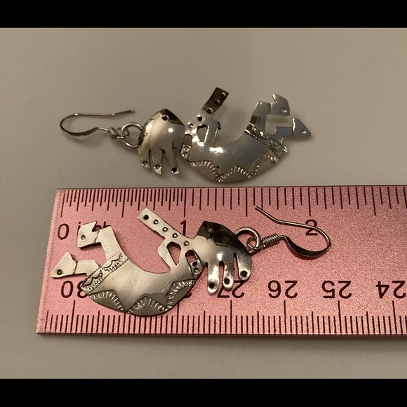 Native American Kokopelli Earrings - Picture 4 of 7